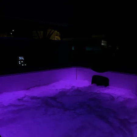Penthouse Jacuzzi Seaview Apartment Makarska
