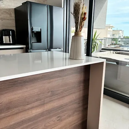 Penthouse Jacuzzi Seaview Apartment *