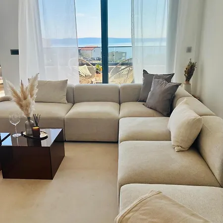 Apartment Penthouse Jacuzzi Seaview