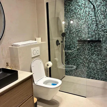 Penthouse Jacuzzi Seaview Apartment Makarska