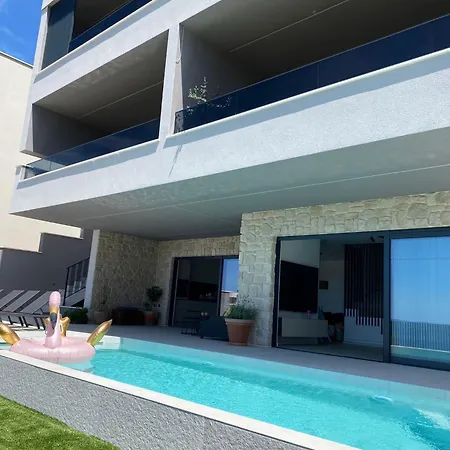 Penthouse Jacuzzi Seaview Apartment Makarska